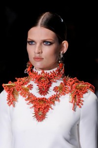 b--gucci-details-ss-13-30442-12