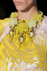 b--gucci-details-ss-13-30442-64