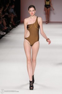 skyestaghorn-spring-summer-2013-mbfwa31